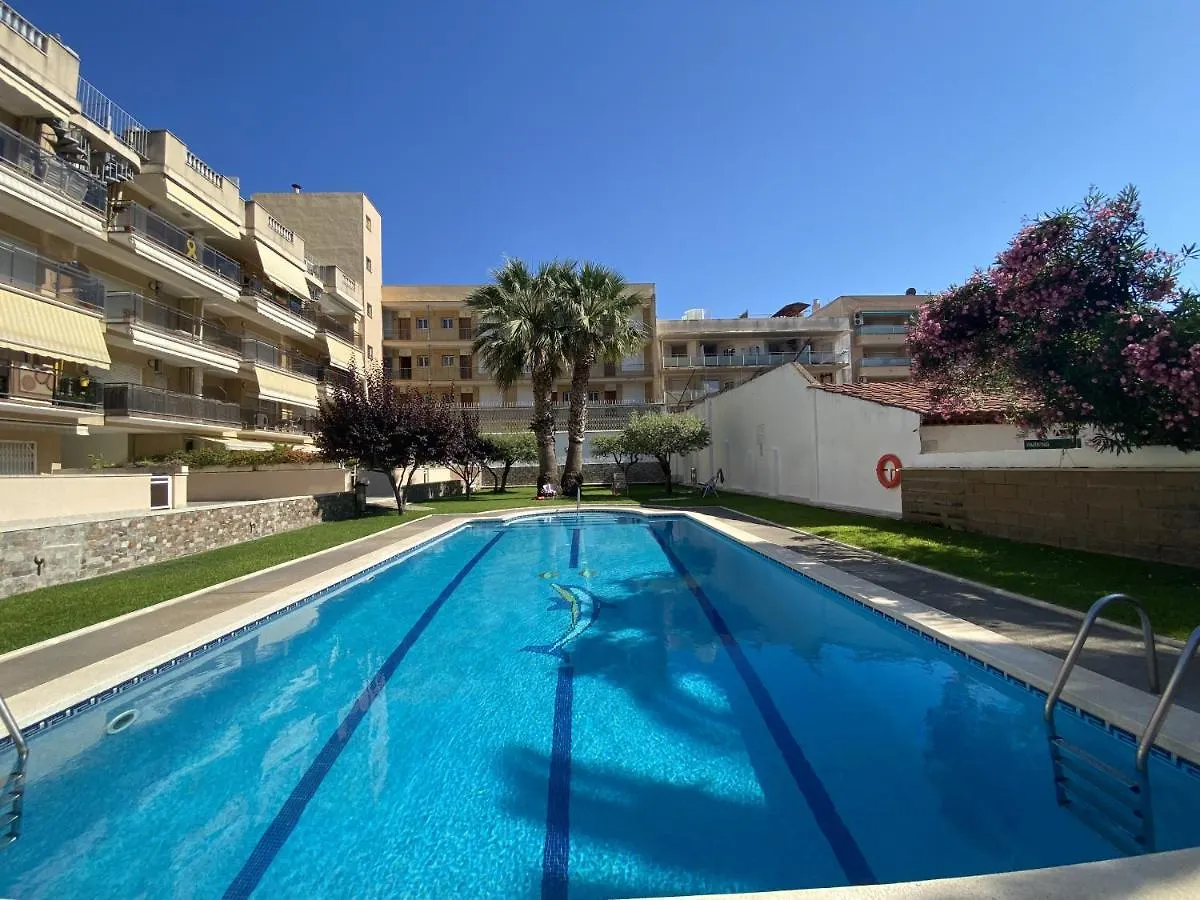 Daire R123 Apartamento En La Planta Baja Con Piscina Cerca De La Playa Calafell İspanya