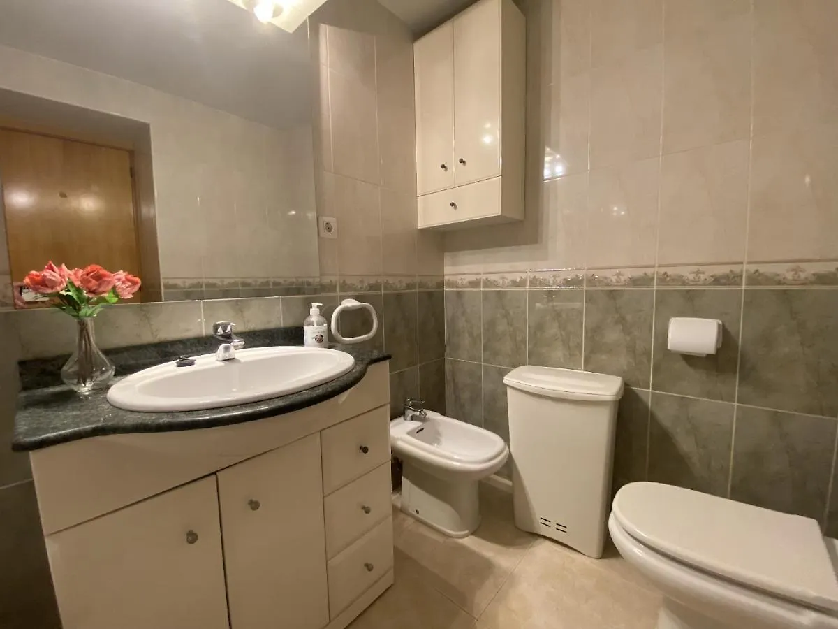 R123 Apartamento En La Planta Baja Con Piscina Cerca De La Playa Calafell